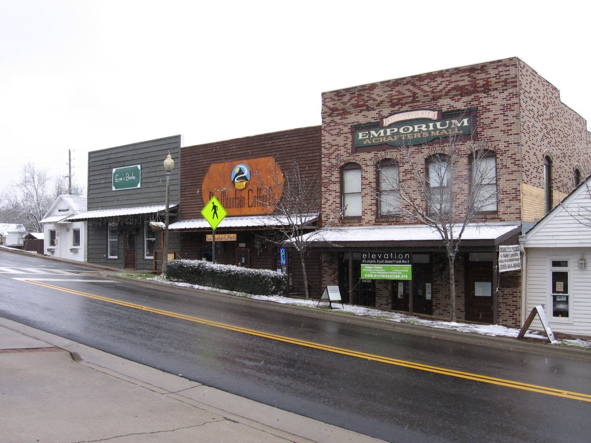 Downtown Bessemer, AL - Helena (Alabama) - Viquipèdia, l'enciclopèdia lliure